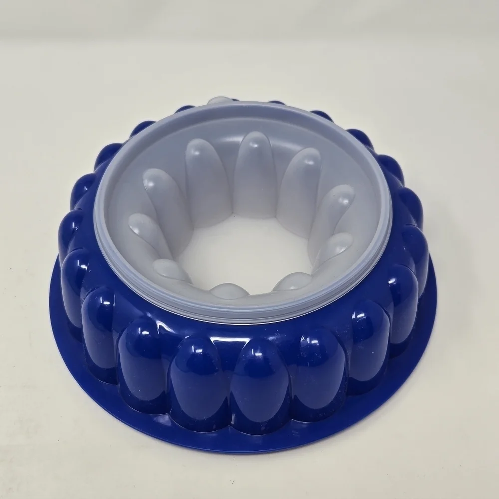 VINTAGE TUPPERWARE JELLO MOLD JEL-RING BUNDLE NOS & PRE-OWNED BLUE & MINT GREEN